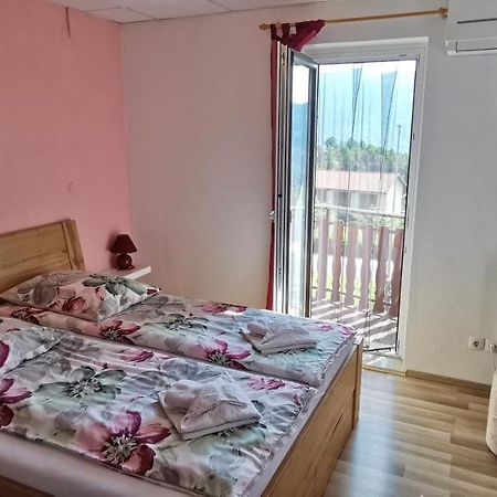 Country House Fon Кобарид Экстерьер фото